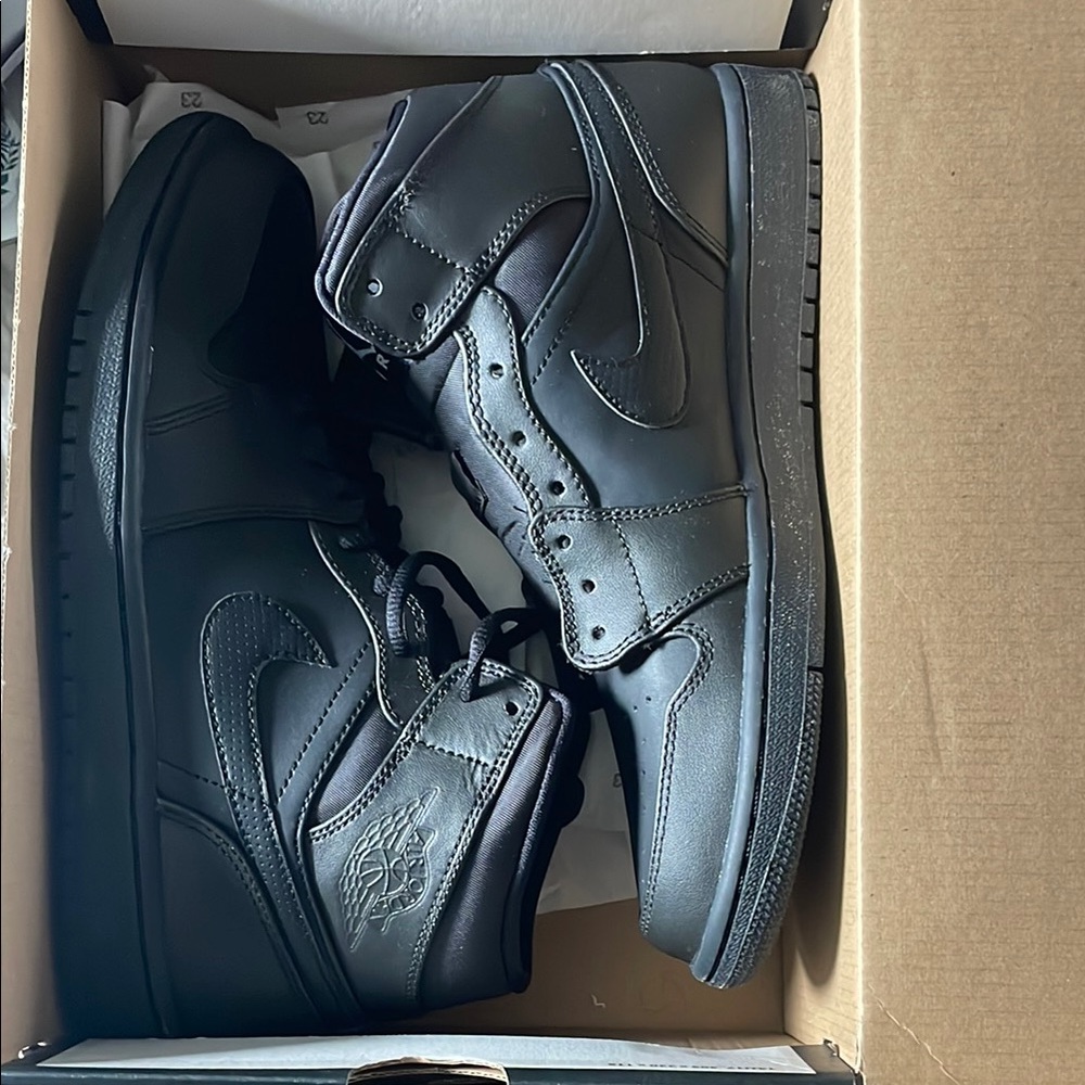 Brand new Jordan 1 mid